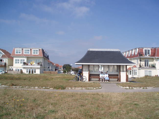 Southwood Avenue from sea. &copy; Alison Hunt