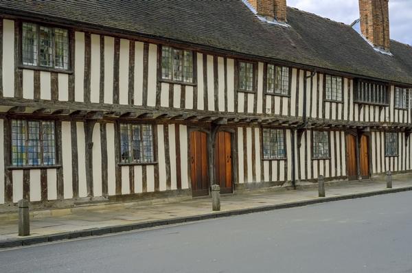 Row of half-timbered almshouses in Stratford-upon-Avon