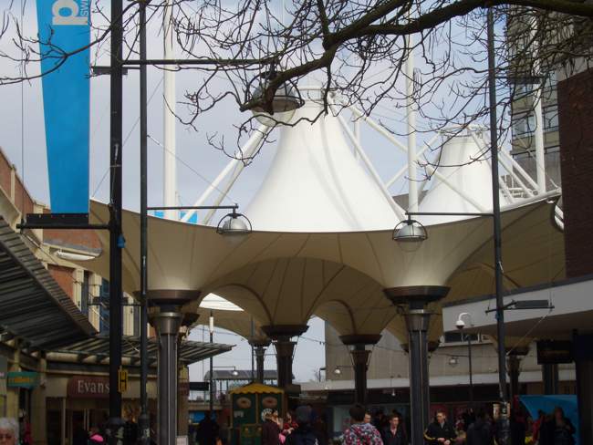 Parade mall © Geoffrey Kneale Parade mall © Geoffrey Kneale