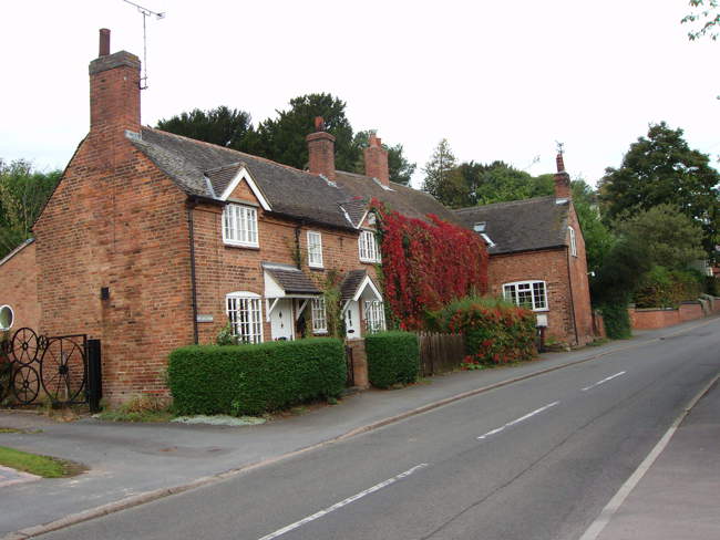 Cottage at Tatenhill &copy; Shirley Leedham