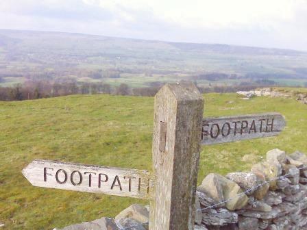 © Alison Bishop A signpost of a walk leading to West Witton. © Alison Bishop