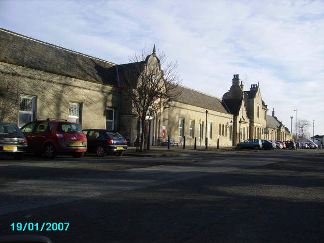 Worksop Railway Station &copy; Barbara Whiteman 